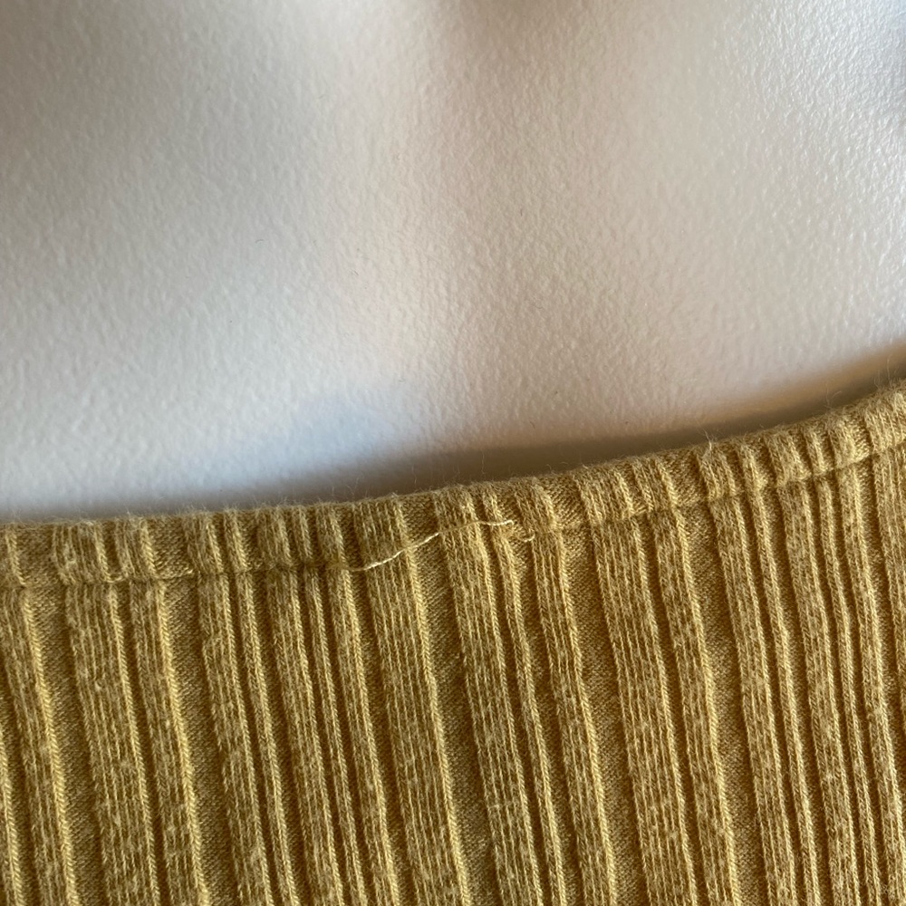 Entro Mustard Ruffled Tank Top - Picture 4 of 6